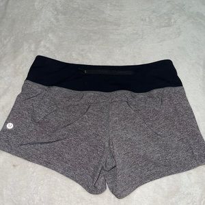 🔴LULU LEMON SHORTS🔴